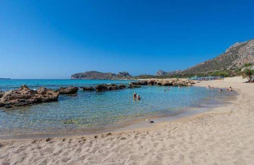 Platanos Villa | 120 m² Villa ∙ 3 bedrooms ∙ 6 guests