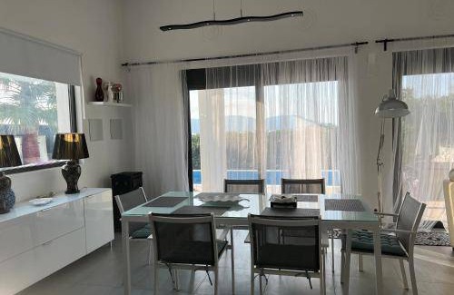 Dramia Villa | 120 m² Villa ∙ 3 bedrooms ∙ 6 guests