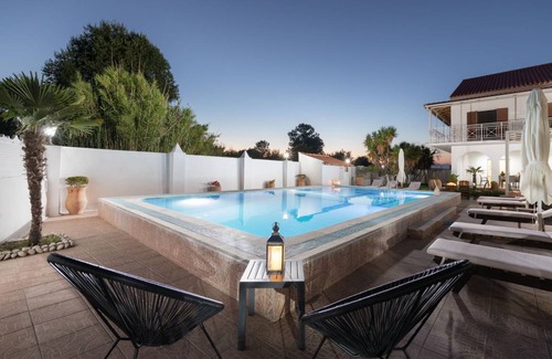 Roda Villa | 120 m² Villa ∙ 6 bedrooms ∙ 12 guests