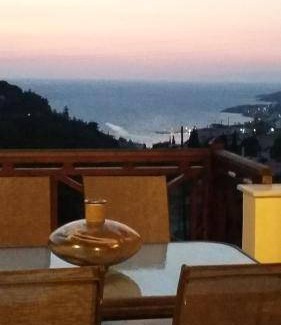 Samos Villa | 125 m² Villa ∙ 3 bedrooms ∙ 6 guests