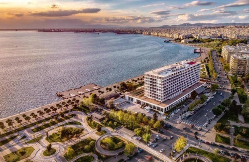 Thessaloniki City Centre Hotel | 126 m² Hotel ∙ 2 bedrooms ∙ 127 guests