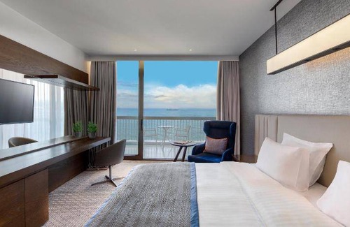 Thessaloniki City Centre Hotel | 126 m² Hotel ∙ 2 bedrooms ∙ 127 guests