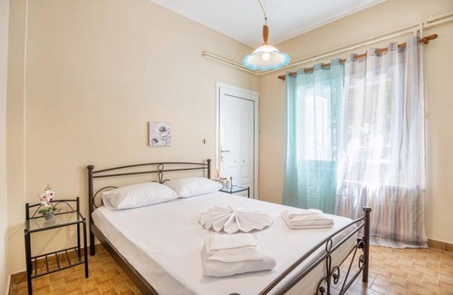 Maleme House | 126 m² House ∙ 3 bedrooms ∙ 6 guests