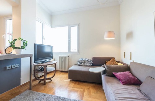 Plaka Apartment | 130 m² Apartment ∙ 3 bedrooms ∙ 7 guests