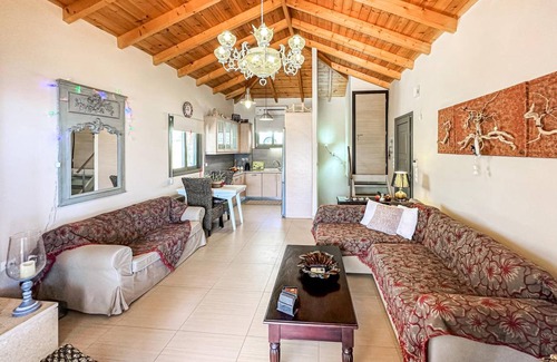 Lerna House | 130 m² House ∙ 4 bedrooms ∙ 9 guests