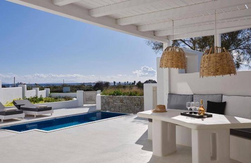 Plaka Resort | 130 m² Resort ∙ 4 bedrooms ∙ 16 guests