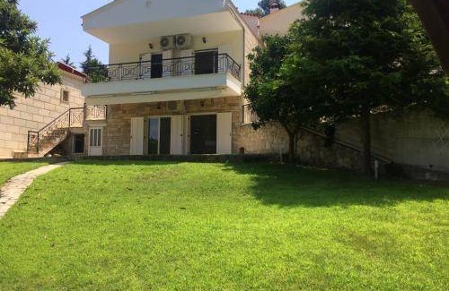 Siviri Villa | 130 m² Villa ∙ 4 bedrooms ∙ 9 guests