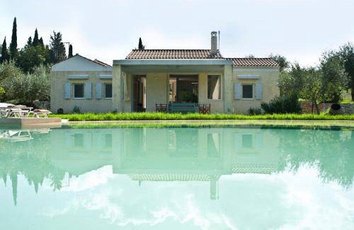 Ano Korakiana Villa | 132 m² Villa ∙ 3 bedrooms ∙ 6 guests