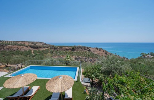 Keratokambos House | 134 m² House ∙ 3 bedrooms ∙ 8 guests