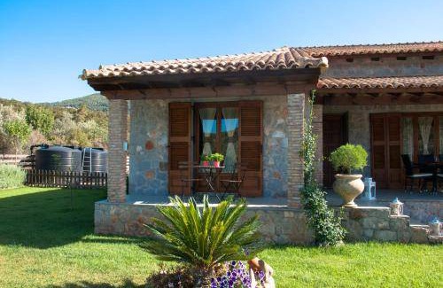 Melissopetra Villa | 134 m² Villa ∙ 3 bedrooms ∙ 8 guests