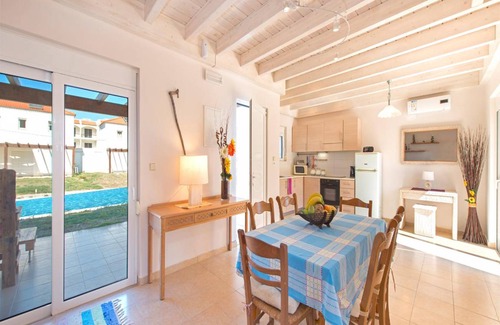 Kolymbia House | 140 m² House ∙ 4 bedrooms ∙ 11 guests