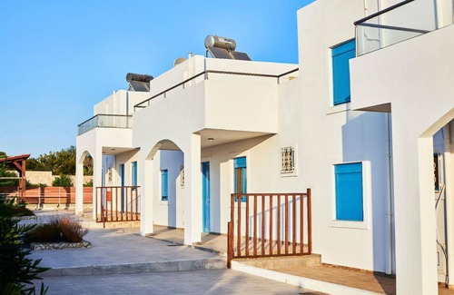 Prassonissi House | 140 m² House ∙ 4 bedrooms ∙ 8 guests