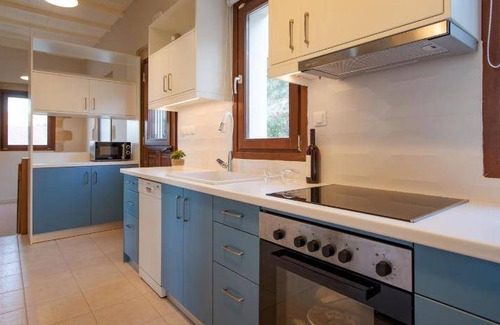 Zerviana Resort | 140 m² Resort ∙ 3 bedrooms ∙ 8 guests