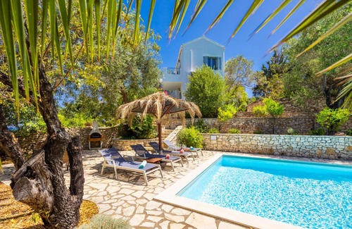 Longos Villa | 140 m² Villa ∙ 2 bedrooms ∙ 4 guests