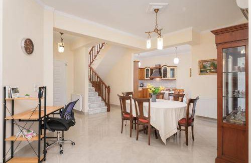 Pythagorion Villa | 140 m² Villa ∙ 3 bedrooms ∙ 7 guests