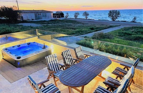 Kiparissia Villa | 144 m² Villa ∙ 2 bedrooms ∙ 6 guests