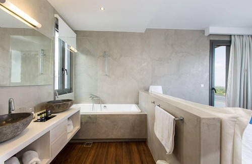 Skouloufia House | 150 m² House ∙ 3 bedrooms ∙ 6 guests