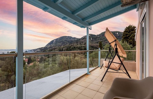 Benitses House | 160 m² House ∙ 3 bedrooms ∙ 7 guests