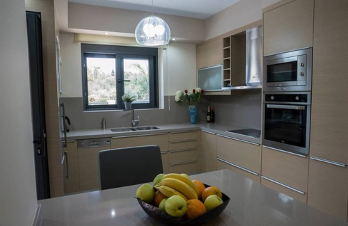 Almyrida House | 160 m² House ∙ 4 bedrooms ∙ 8 guests