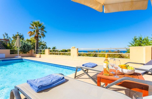 Kounopetra Villa | 160 m² Villa ∙ 3 bedrooms ∙ 7 guests