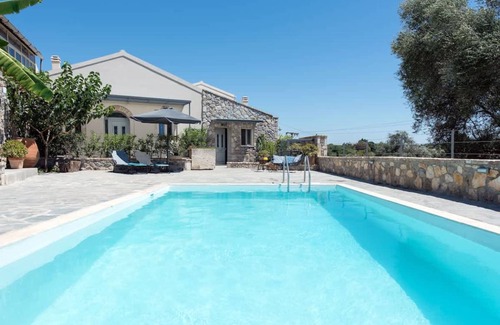 Agios Ioannis House | 170 m² House ∙ 2 bedrooms ∙ 9 guests