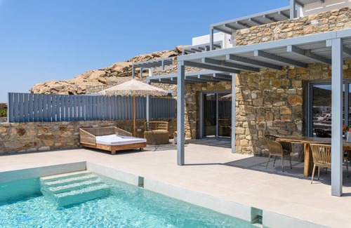 Elia Villa | 171 m² Villa ∙ 3 bedrooms ∙ 6 guests