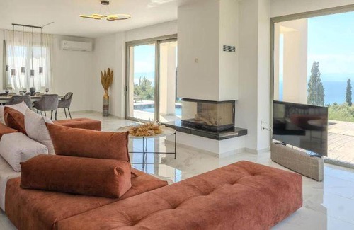 Kalamata Villa | 176 m² Villa ∙ 3 bedrooms ∙ 6 guests