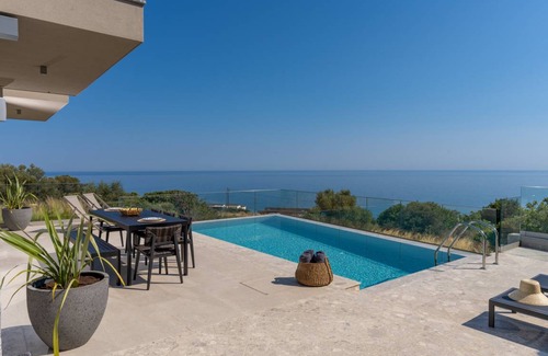 Atsipópoulon Villa | 180 m² Villa ∙ 4 bedrooms ∙ 8 guests