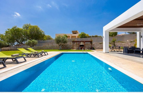 Lahania Villa | 180 m² Villa ∙ 3 bedrooms ∙ 7 guests