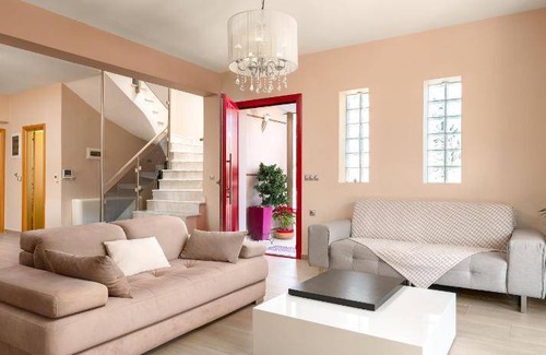 Kolymbia Villa | 180 m² Villa ∙ 4 bedrooms ∙ 9 guests