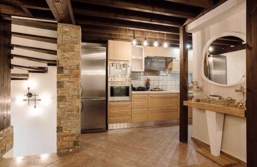 Volos City Centre Villa | 180 m² Villa ∙ 4 bedrooms ∙ 10 guests