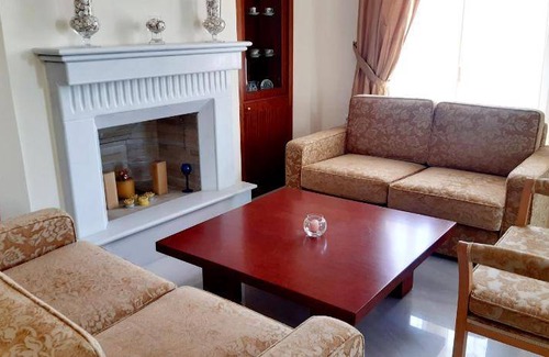 Nea Iraklitsa House | 190 m² House ∙ 3 bedrooms ∙ 7 guests