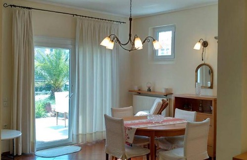 Nea Iraklitsa House | 190 m² House ∙ 3 bedrooms ∙ 7 guests