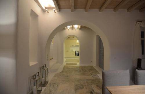 Psarou Villa | 191 m² Villa ∙ 4 bedrooms ∙ 8 guests