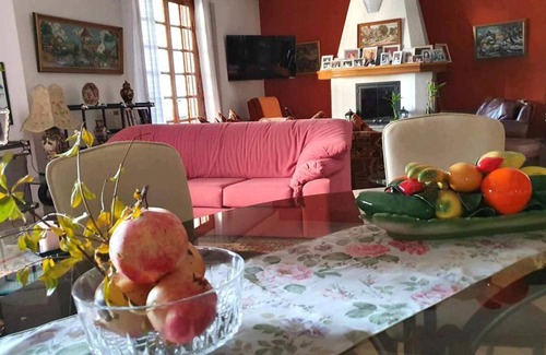 Volos City Centre House | 200 m² House ∙ 3 bedrooms ∙ 8 guests