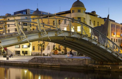 Volos City Centre House | 200 m² House ∙ 3 bedrooms ∙ 8 guests
