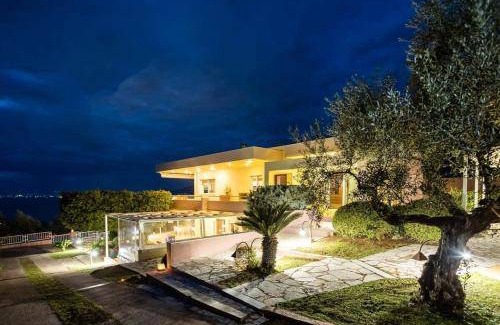 Mikri Mantineia House | 200 m² House ∙ 4 bedrooms ∙ 9 guests