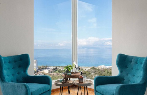 Ixia House | 200 m² House ∙ 5 bedrooms ∙ 12 guests