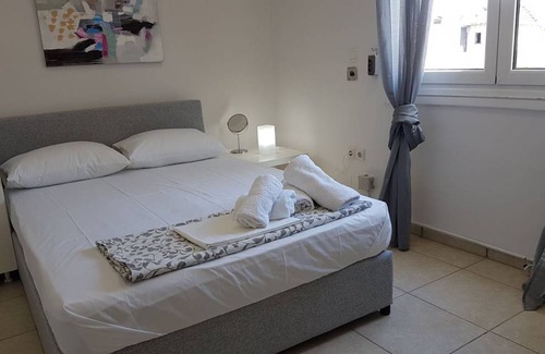 Athens City Centre Resort | 200 m² Private room ∙ 1 bedroom ∙ 1 guest