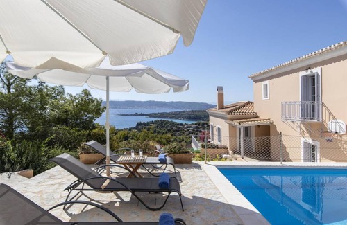 Agios Emilianos Villa | 200 m² Villa ∙ 4 bedrooms ∙ 10 guests