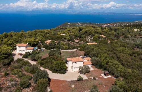 Kavallos Villa | 200 m² Villa ∙ 2 bedrooms ∙ 4 guests