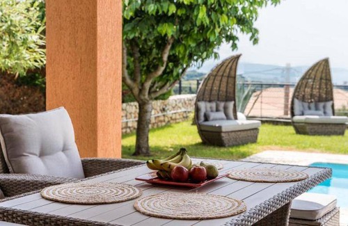 Klismata Villa | 200 m² Villa ∙ 3 bedrooms ∙ 6 guests
