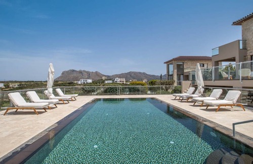 Tersanas Villa | 200 m² Villa ∙ 4 bedrooms ∙ 8 guests