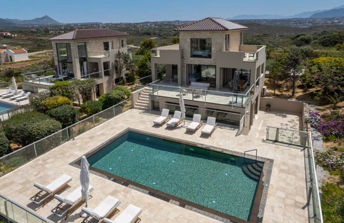 Tersanas Villa | 200 m² Villa ∙ 4 bedrooms ∙ 8 guests