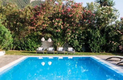 Skala Villa | 200 m² Villa ∙ 4 bedrooms ∙ 10 guests