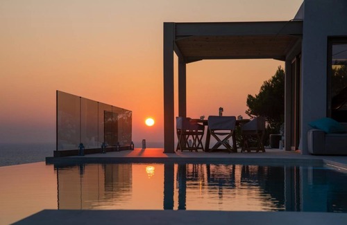 Mpogdanatika Villa | 200 m² Villa ∙ 4 bedrooms ∙ 8 guests