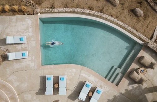 Kalafatis Villa | 200 m² Villa ∙ 9 bedrooms ∙ 20 guests