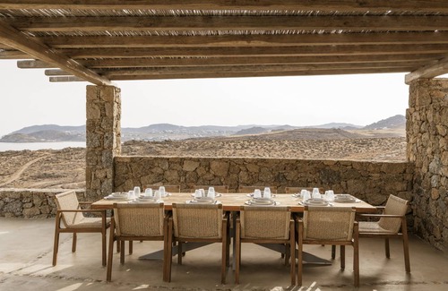 Kalafatis Villa | 200 m² Villa ∙ 9 bedrooms ∙ 20 guests