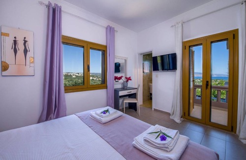 Kolymbari House | 225 m² House ∙ 4 bedrooms ∙ 8 guests