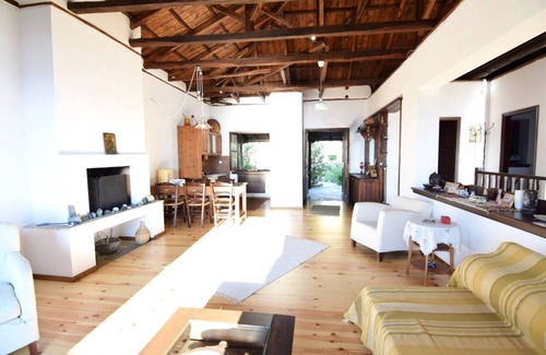 Lefokastron Villa | 230 m² Villa ∙ 4 bedrooms ∙ 8 guests